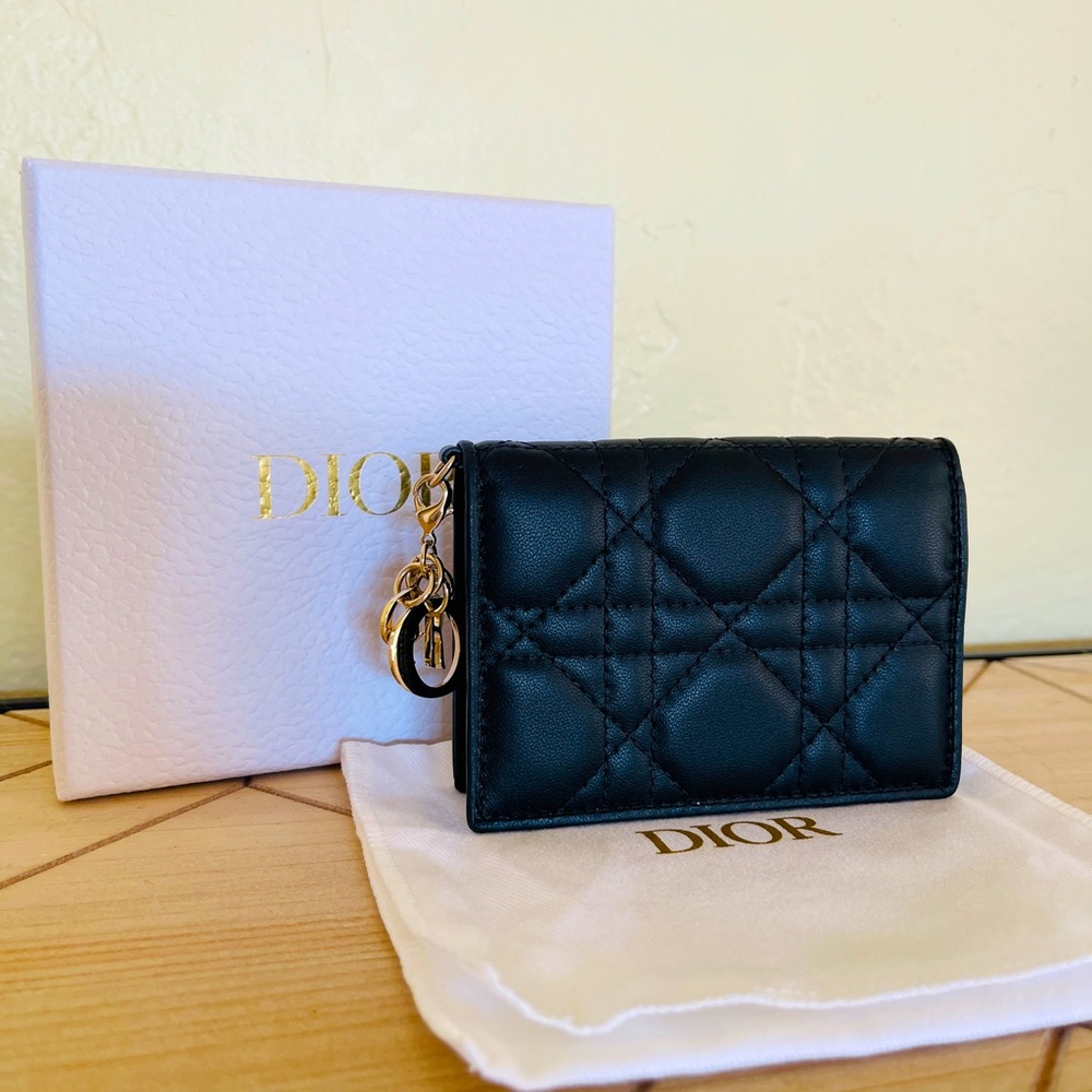 Brand New Authentic Christian Dior Charm Lady Dior Flap Card Wallet